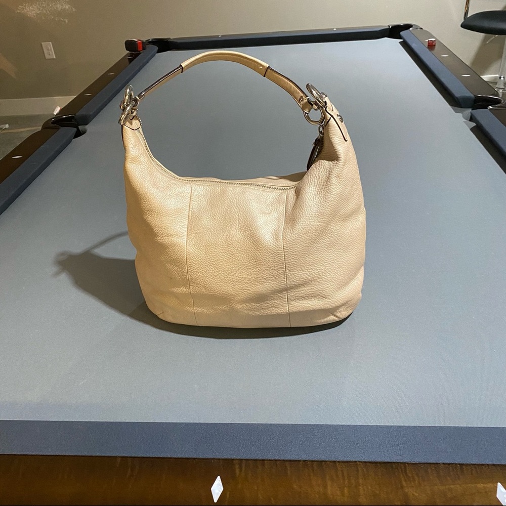 Coach purse - Picture 4 of 5